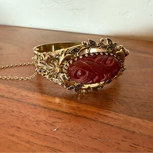 Vintage Whiting & Davis Gold tone Bracelet signed art deco Victorian approx:2.5”